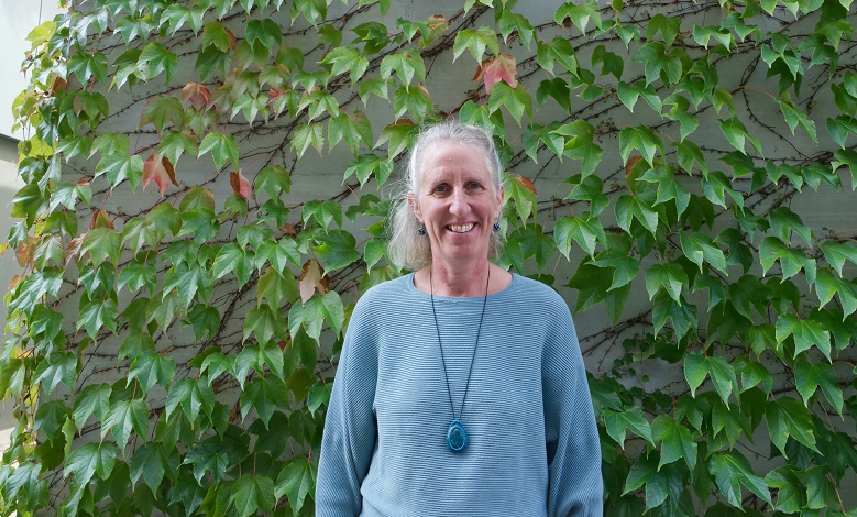 Nicolette van den Bos Nicolette van den Bos